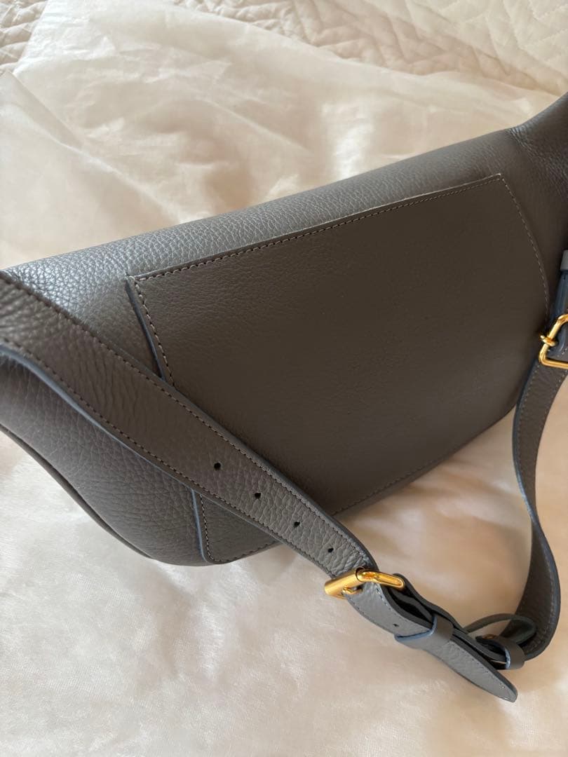 chiiiibag チーバック★美品　ウエストバック　グレー