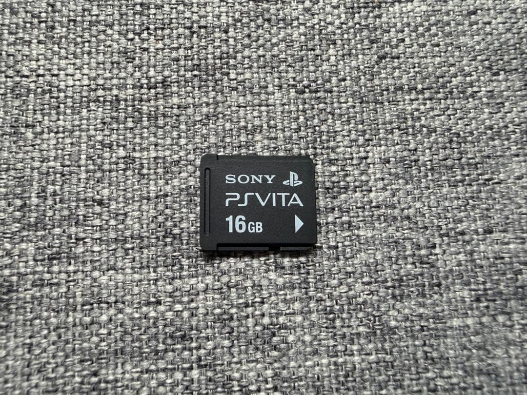 PSVita PCH-2000 グレイシャー・ホワイト