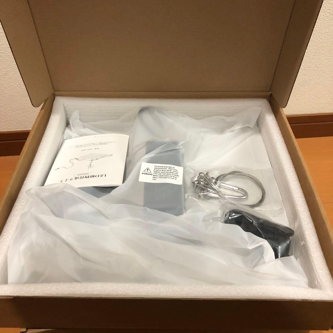 植物育成ライト LED 60W パネル　4セット