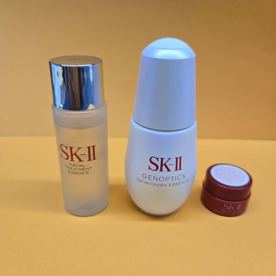 SK-2　ジェノプティクスインフィニット 　　　オーラエッセンストライアルキット