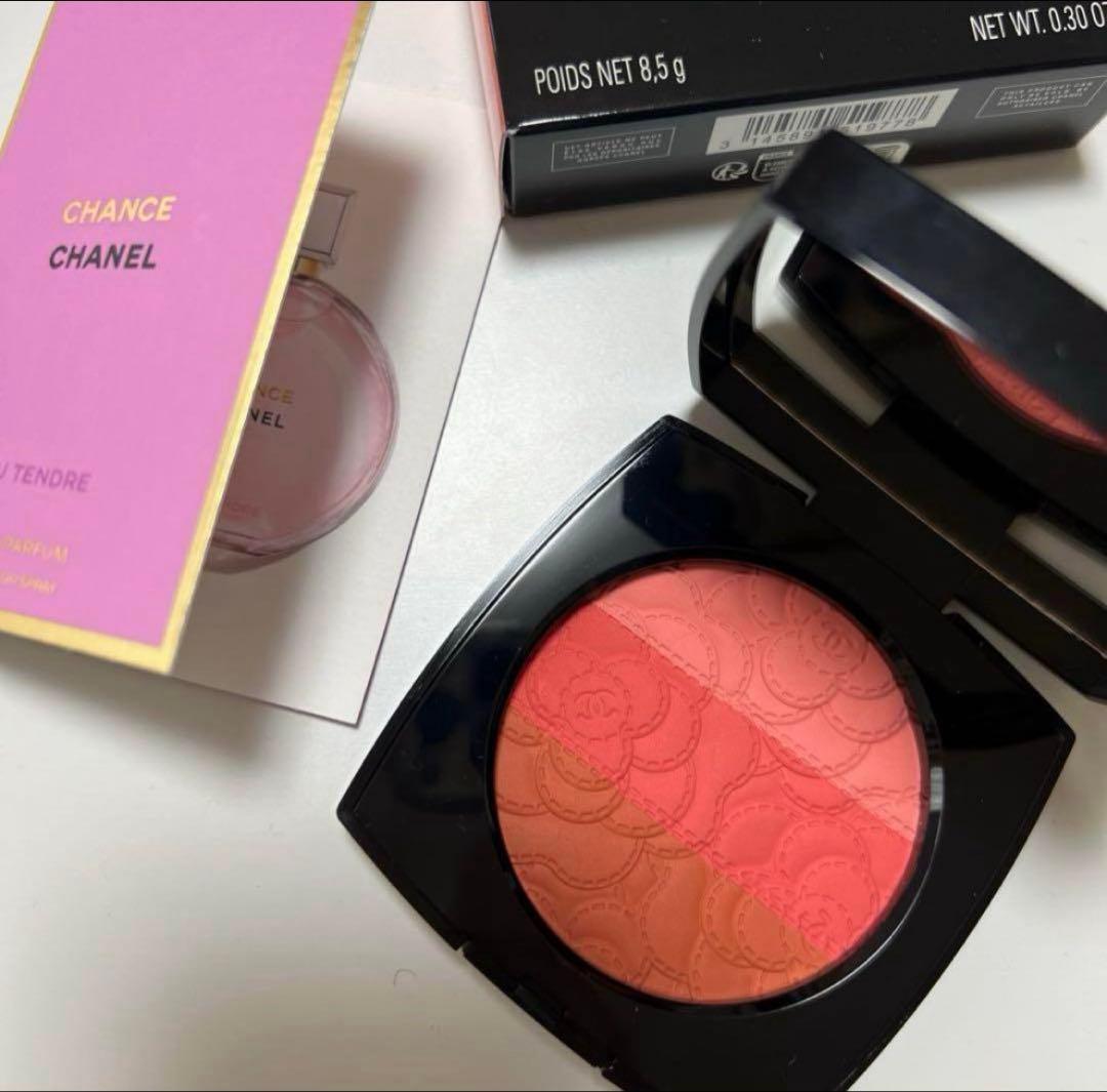 新品未使用 CHANEL カメリアフトゥーラ パウダーチーク 限定品