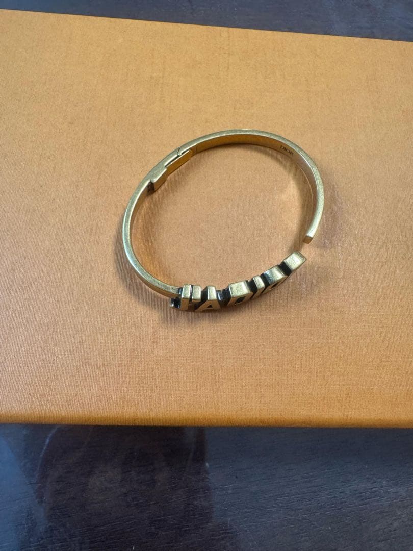 J'ADIOR ゴールド バングル