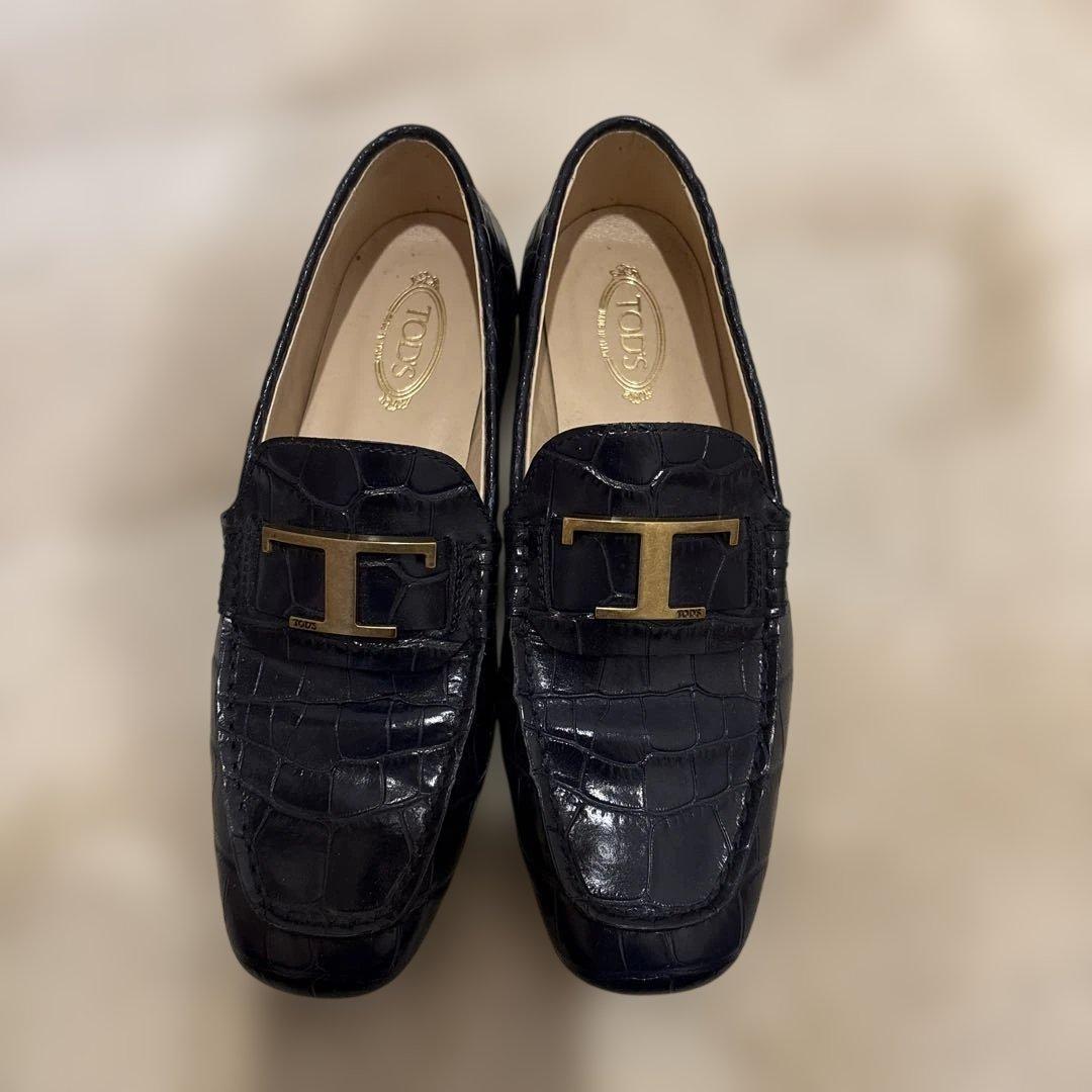 Tod'sトッズ35 幅狭めTモチーフ♡