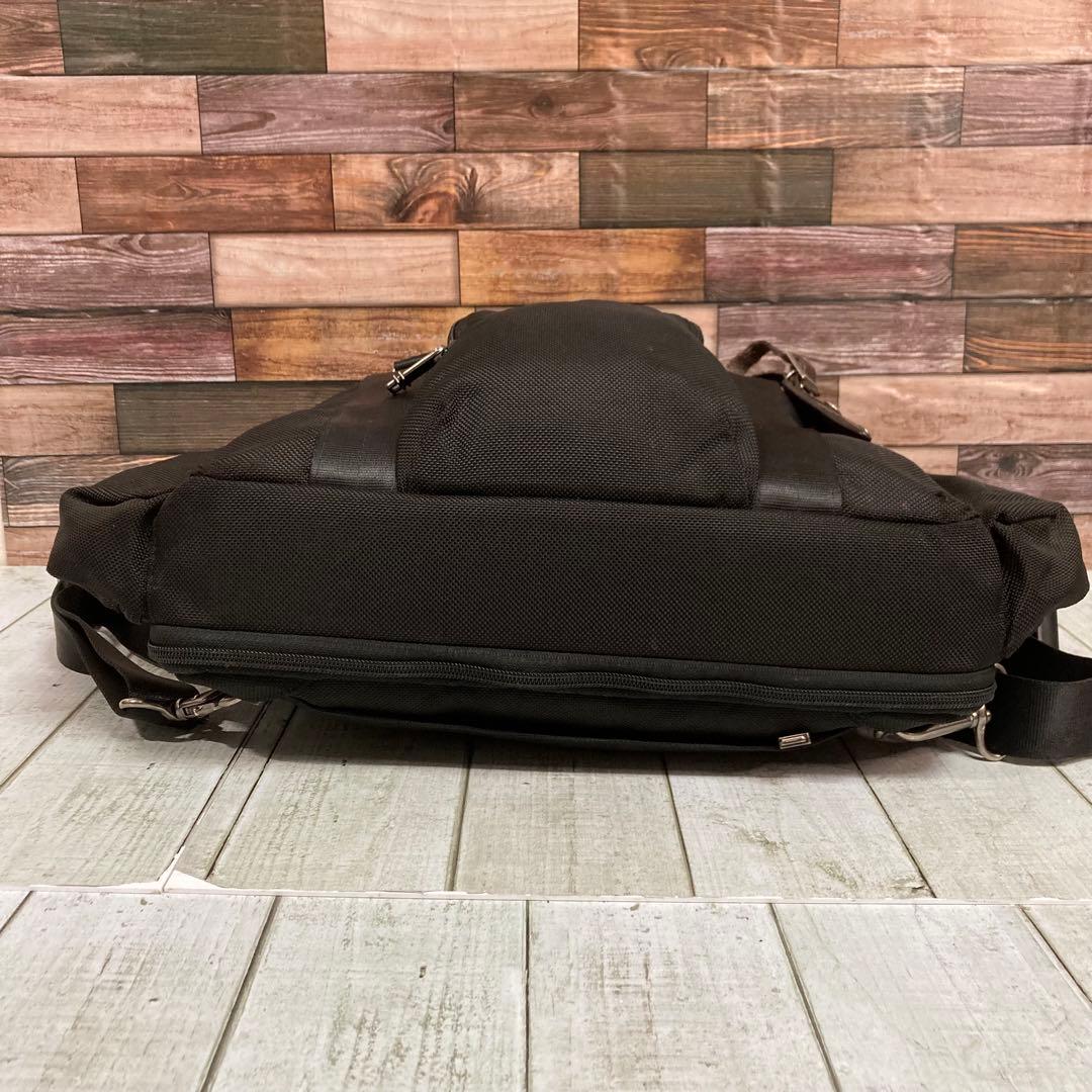 トゥミ　TUMI　ビジネスバッグ　3way ネームタグ　リュックサック　黒