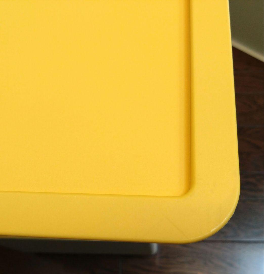 タッパーウェア　 マルチオーガナイザー　ドア付き3段　＋　キャスター付パレット