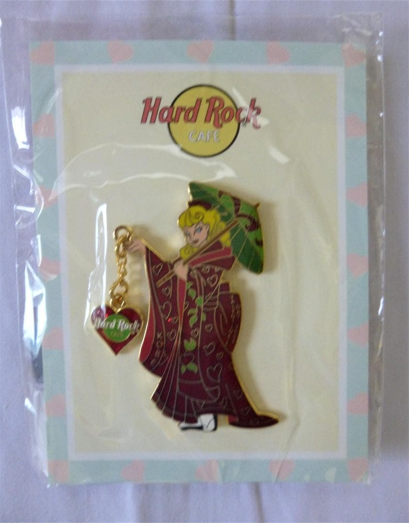 ハードロックカフェ　2002年バレンタインピン６店舗セット