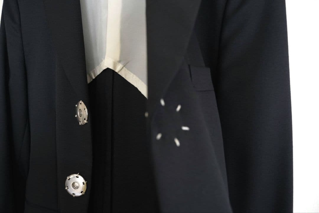 BLACK COMME des GARÇONS デカスナップボタンジャケット