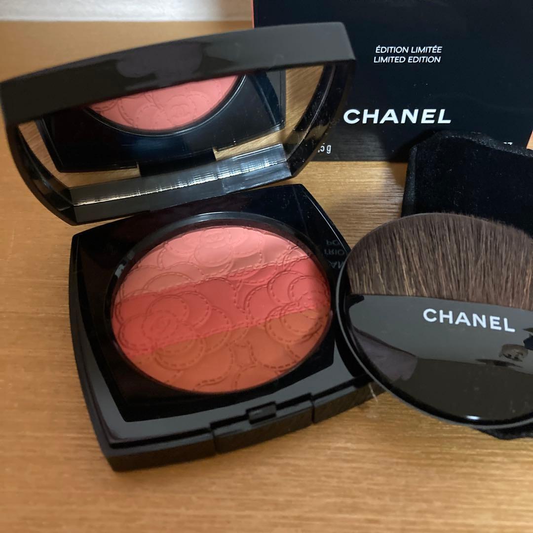 CHANEL 限定品　カメリア フトゥーラ＋サンプル