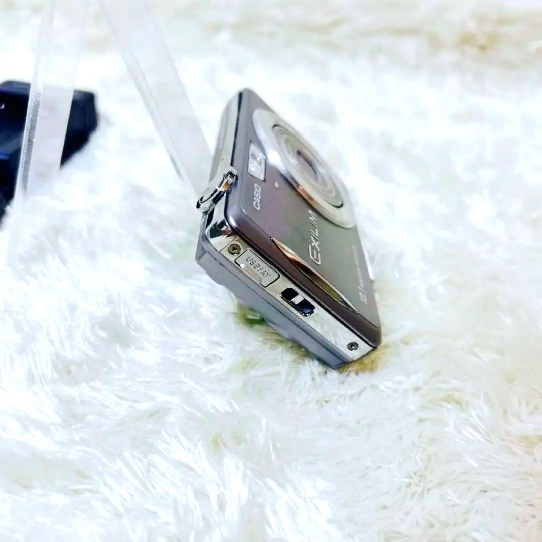 CASIO EXILIM EX-Z270 動作確認済み　コンデジ　コンパクト