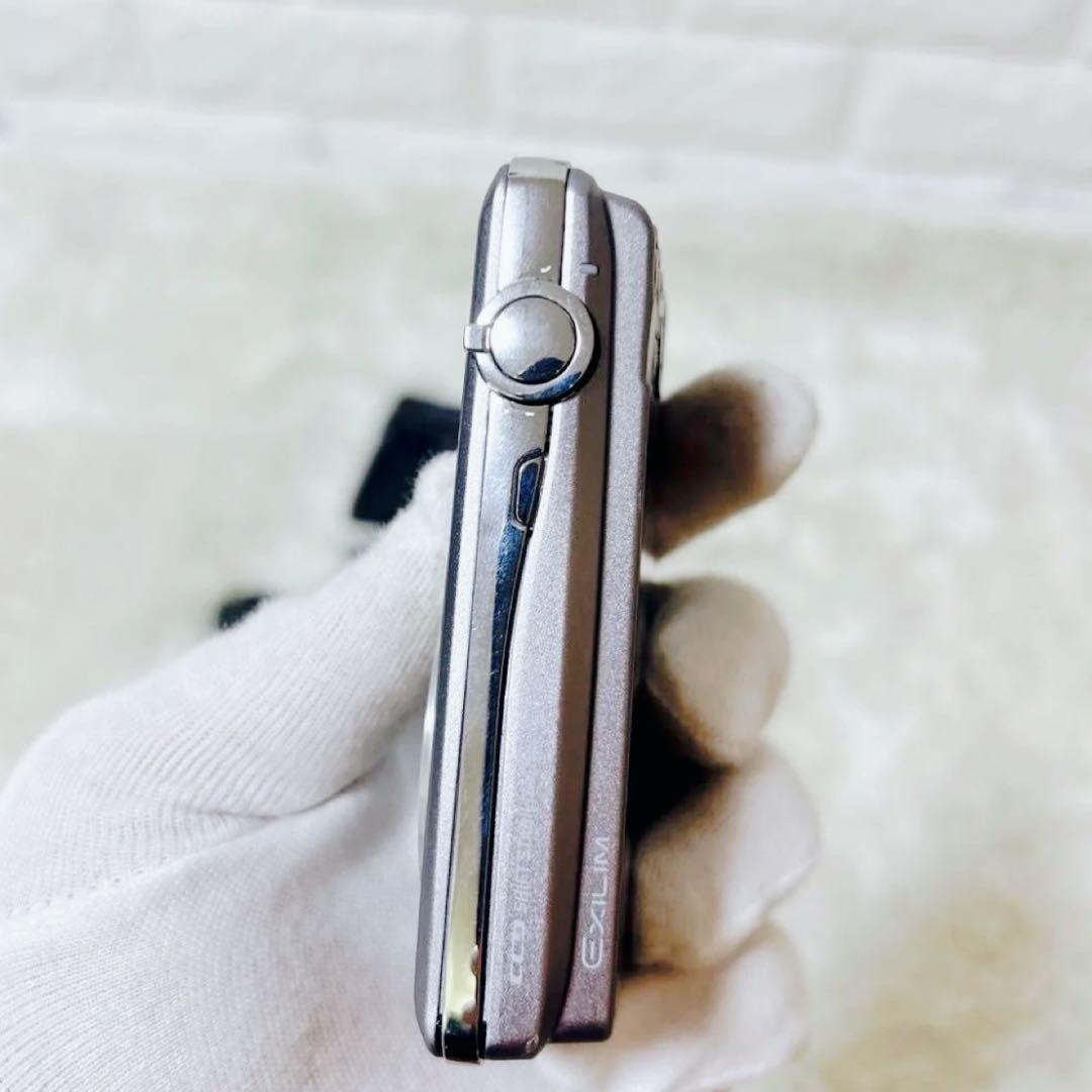 CASIO EXILIM EX-Z270 動作確認済み　コンデジ　コンパクト