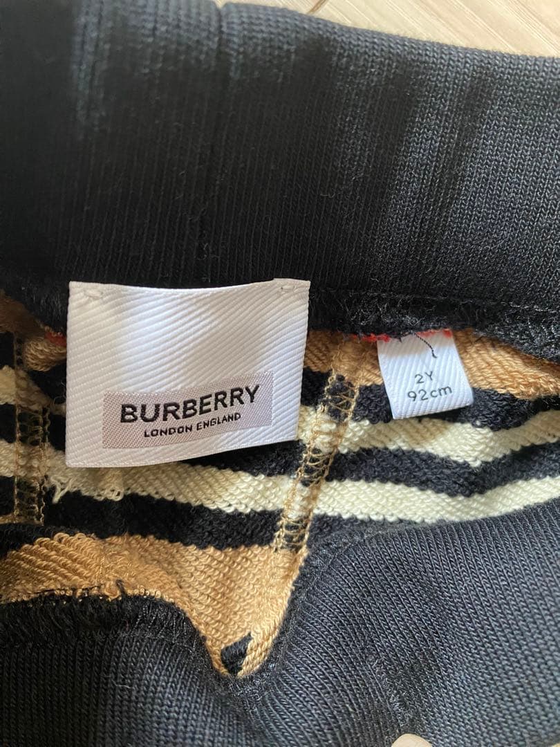 新品 Burberry バーバリー スウェットパンツ チェック柄 ベビー ２歳