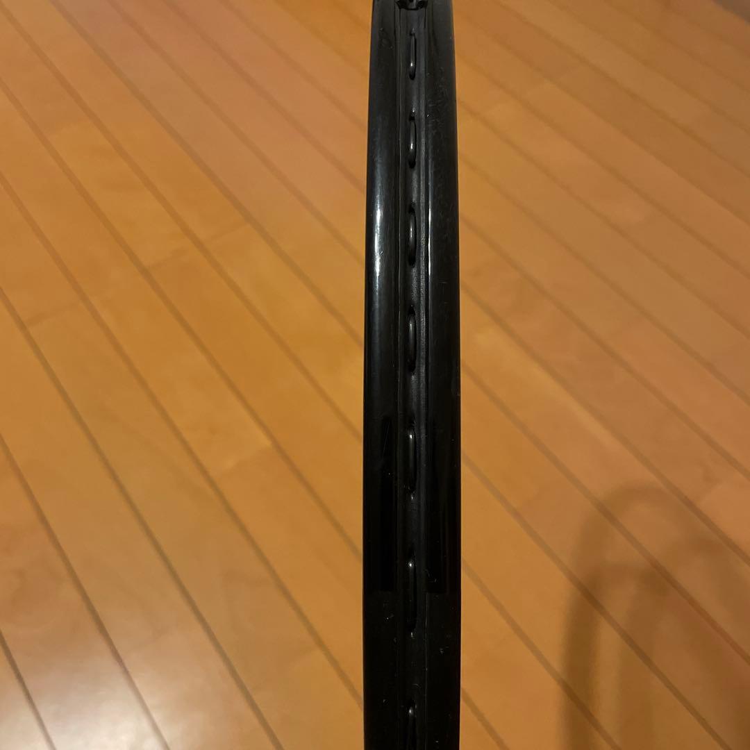 スイス国旗モデル プロスタッフRF97 グリップ3