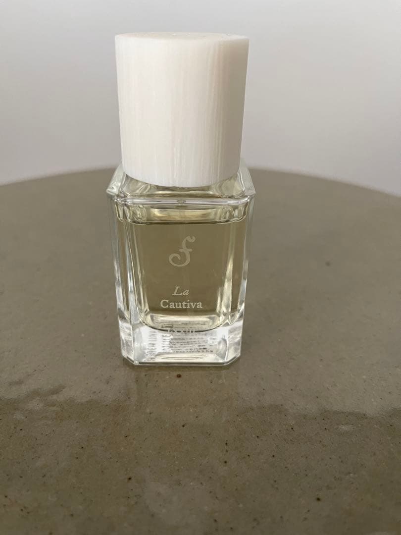 フエギア　ラ カウティーバ　La Cautiva 30ml