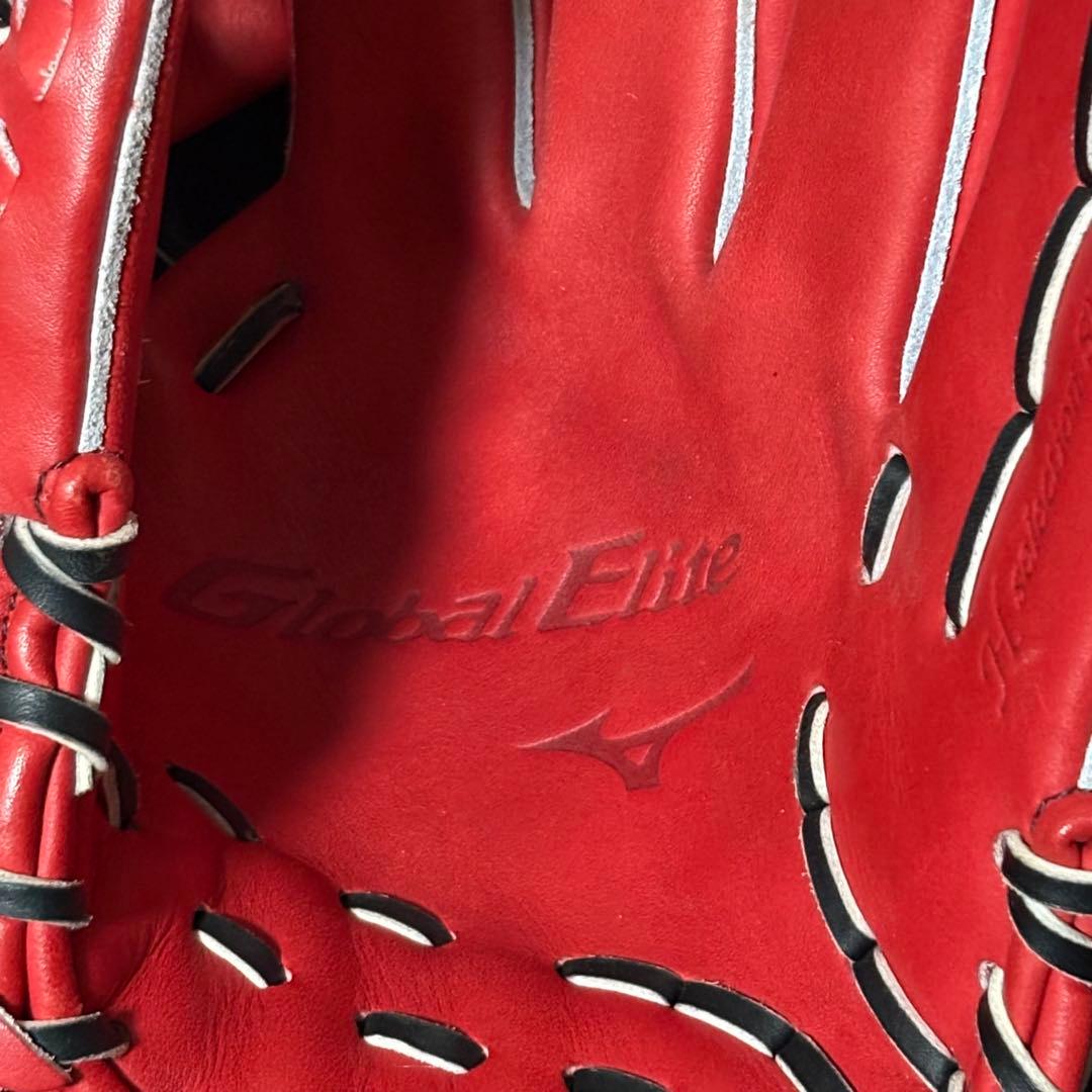 美品 MIZUNO グローバルエリート 大人用 軟式 内外野手グローブ 専用袋付