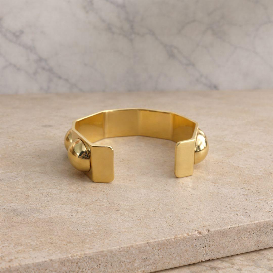 CELINE ゴールド バングル スタッズ 傷あり 正規品