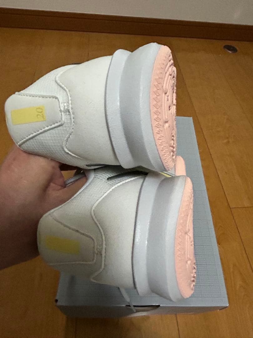 サブリナ3 silencer Nikeバスケットボールシューズ　23.5