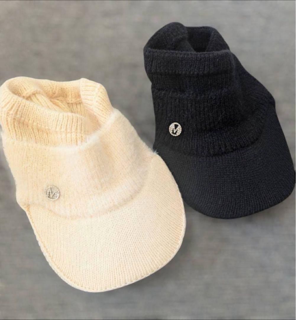 【新品】サンバイザー白　ニット帽 ゴルフ スポーツ　防寒 耳カバー 毛糸 ファー