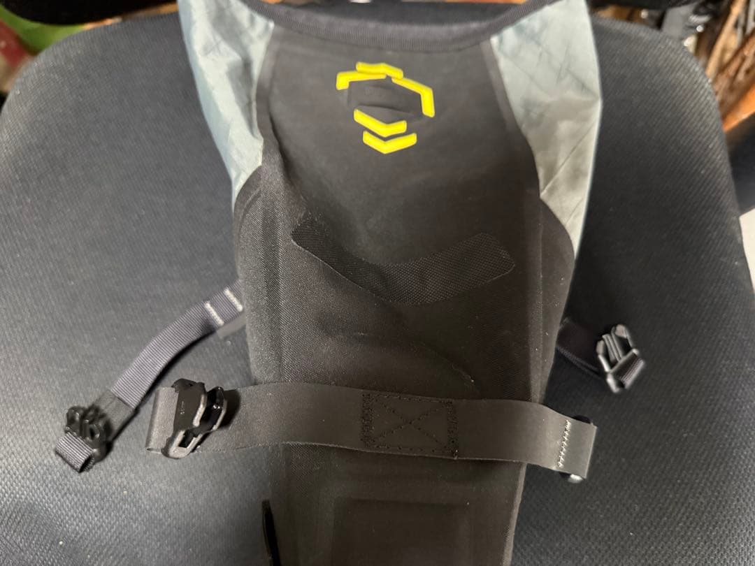 APIDURA アピデュラ バックカントリーサドルバッグ 4.5L