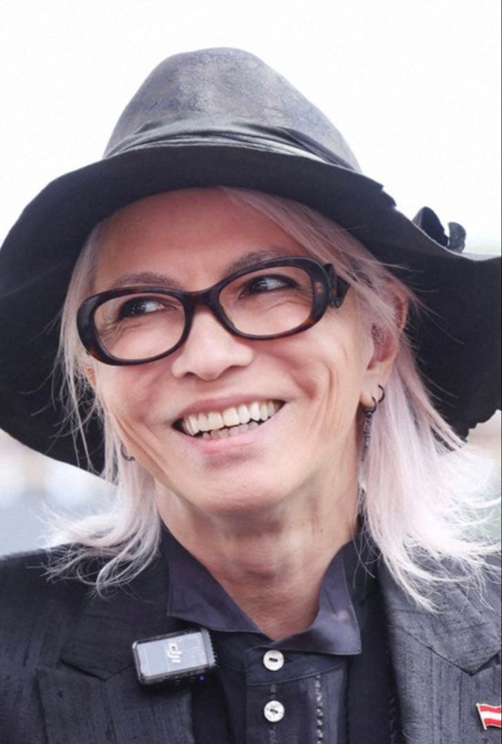 極稀少カラー個体 PRADA HYDE着 同型同色 バロック メガネ サングラス