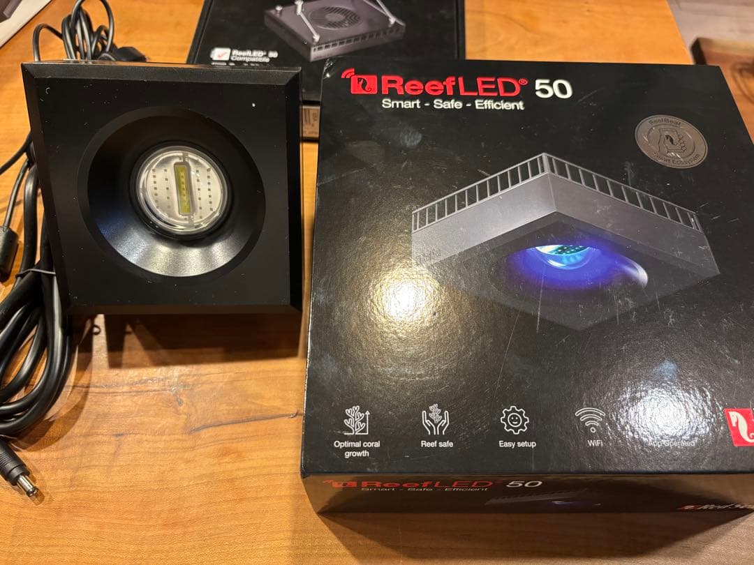 ReefLED 50 照明器具　値下げしますよ！