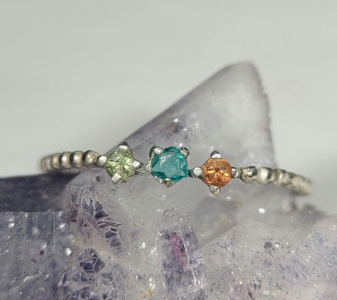 WINGS★バターリャパライバトルマリン&マルチカラーサファイアリング★