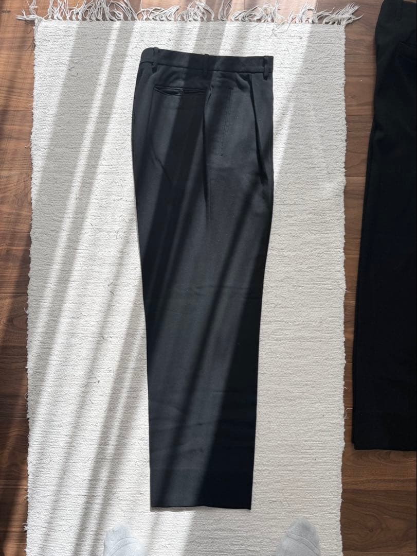 Giorgio Armani 黒スラックス　ワイドパンツ　最高級ラインクラシコ