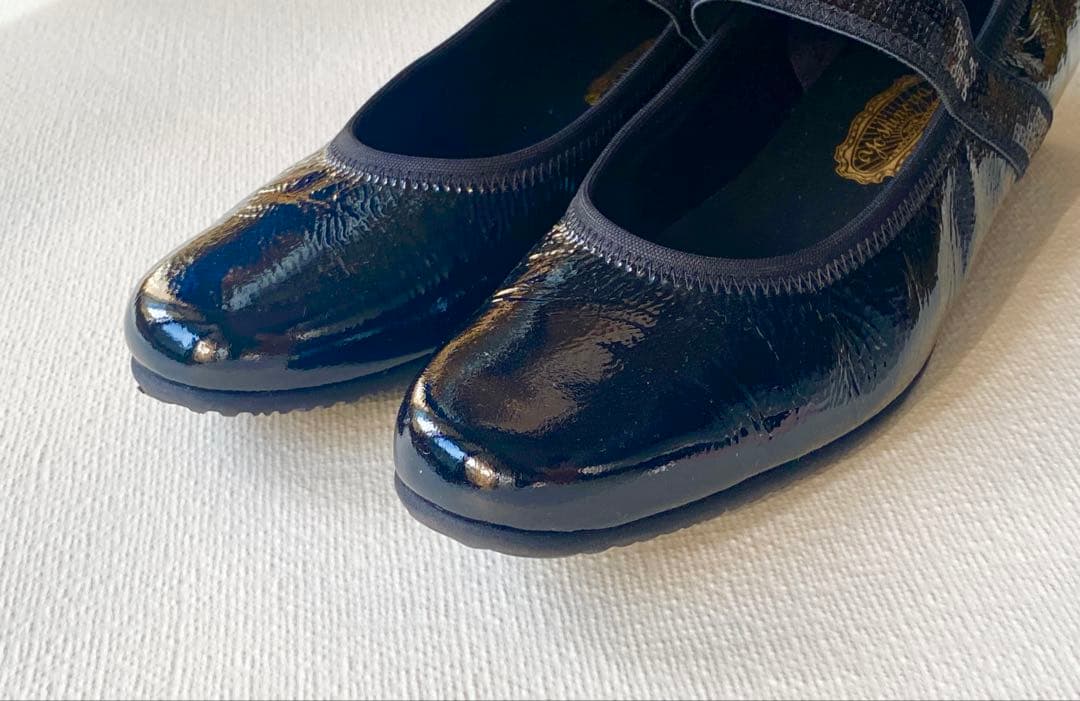 【新品未使用】銀座Yoshinoya 黒 パンプス 日本製