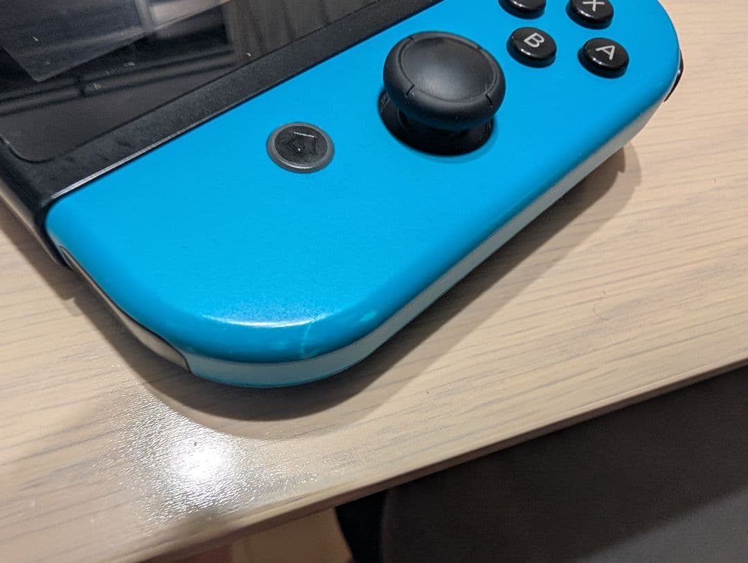 Nintendo Switch 本体 おまけ赤青Joy-Con付き