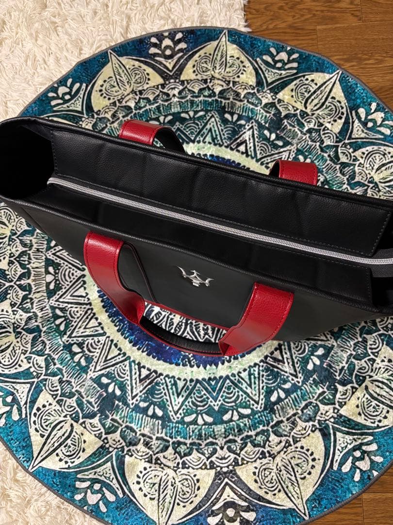 マセラティ　ゴルフバッグ【未使用美品】