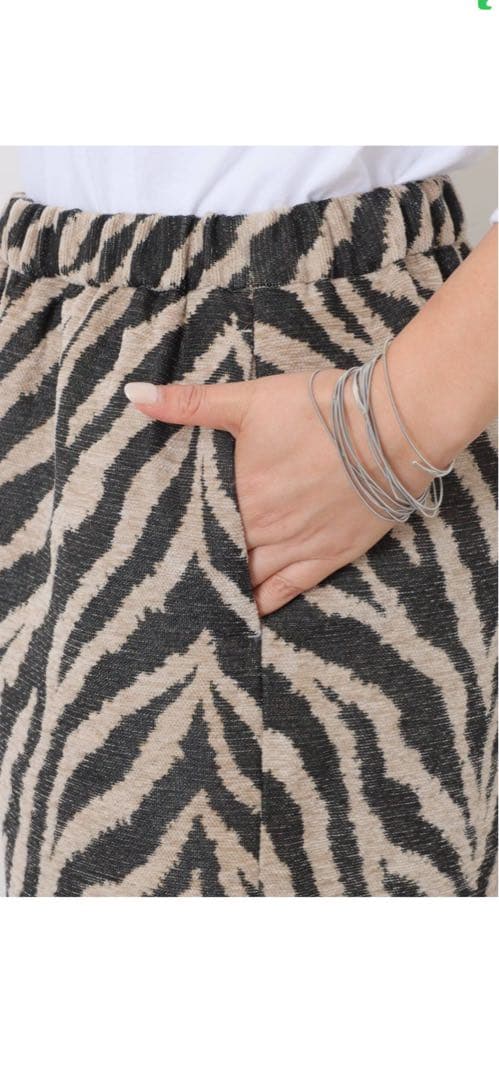 ジャーナルスタンダードラックス ゼブラ柄ハーフパンツ