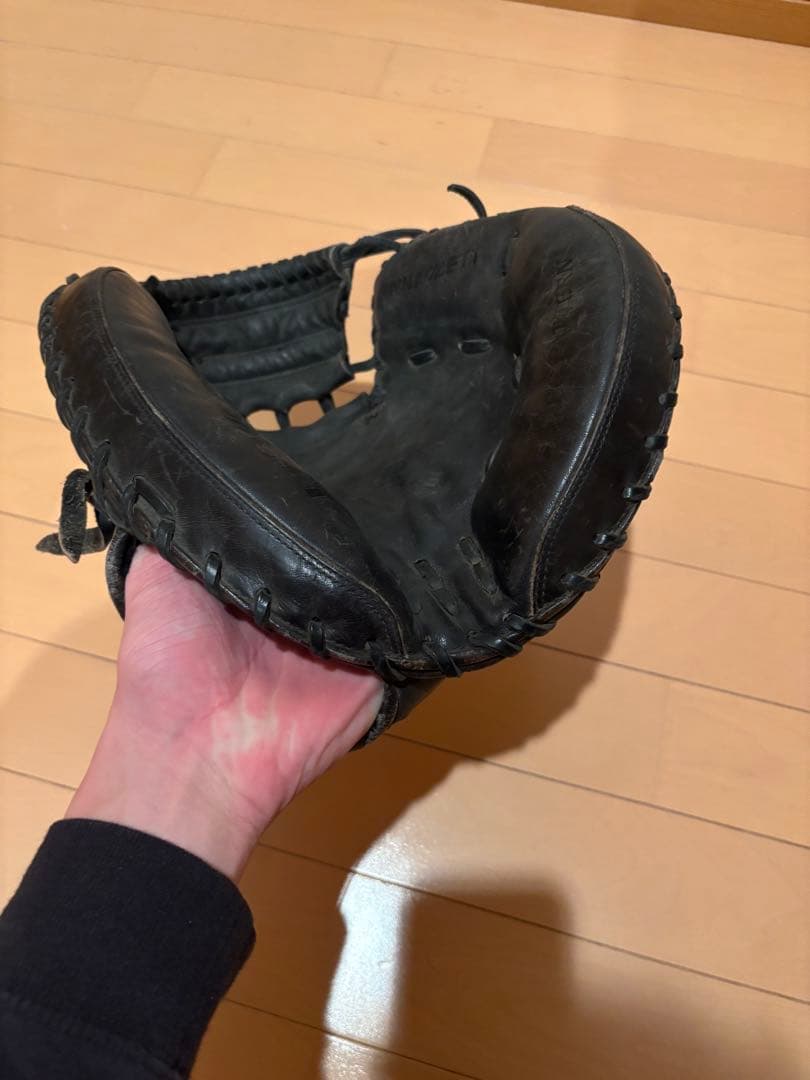 即戦力！！ZETT ブラック オーダー硬式グローブ