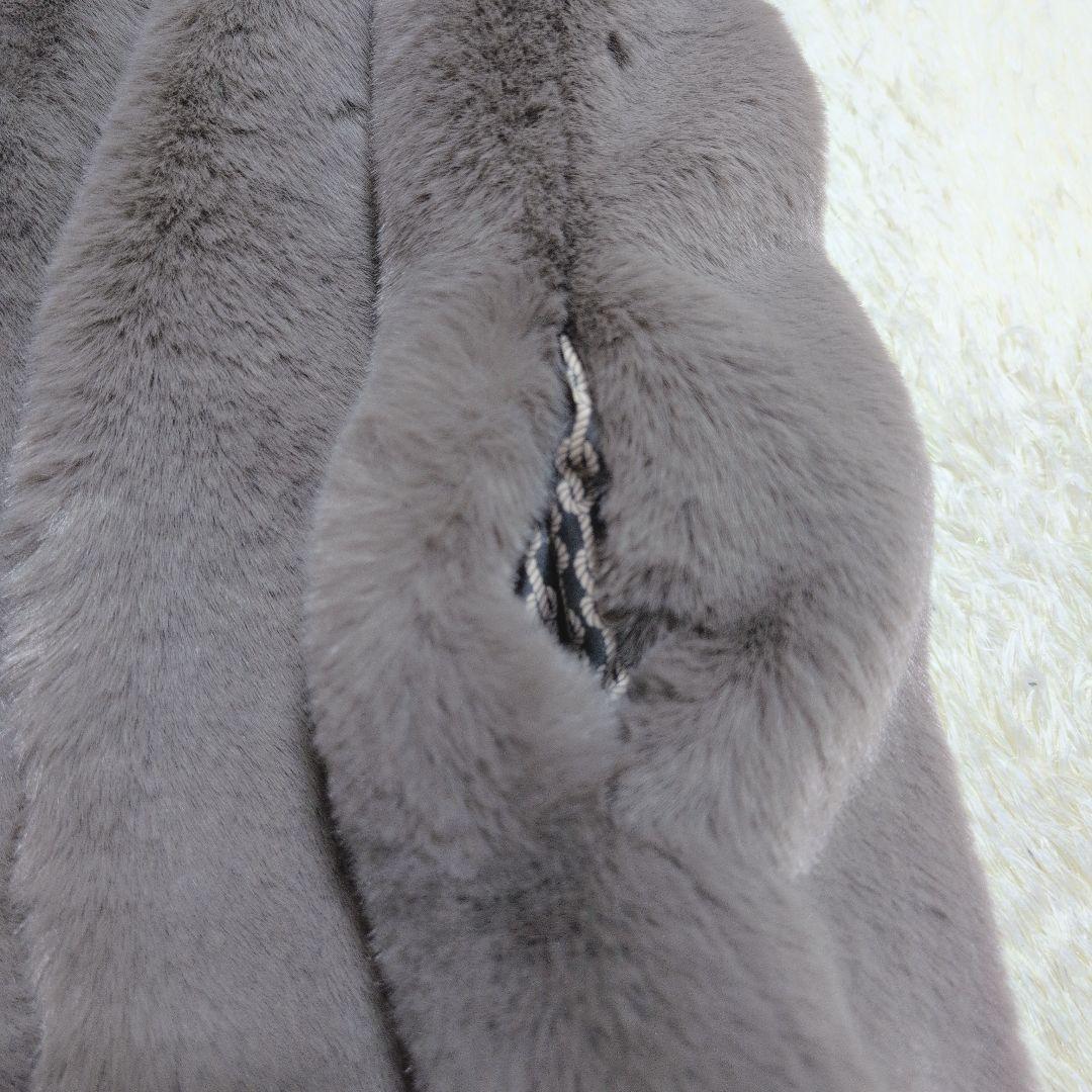 【新品☆未使用】AnneCoquineアンコキーヌ ふわふわファーベスト　3L