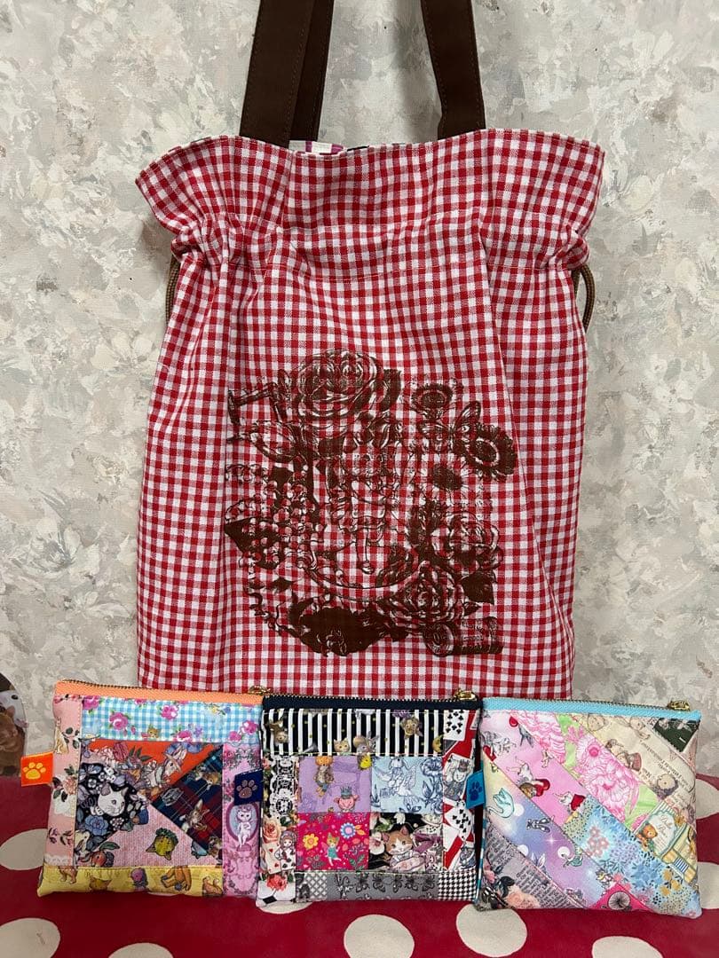 ラヴィ　ハンドメイドジョリーフルール 持ち手付巾着袋エピ＆ファスナーポーチ