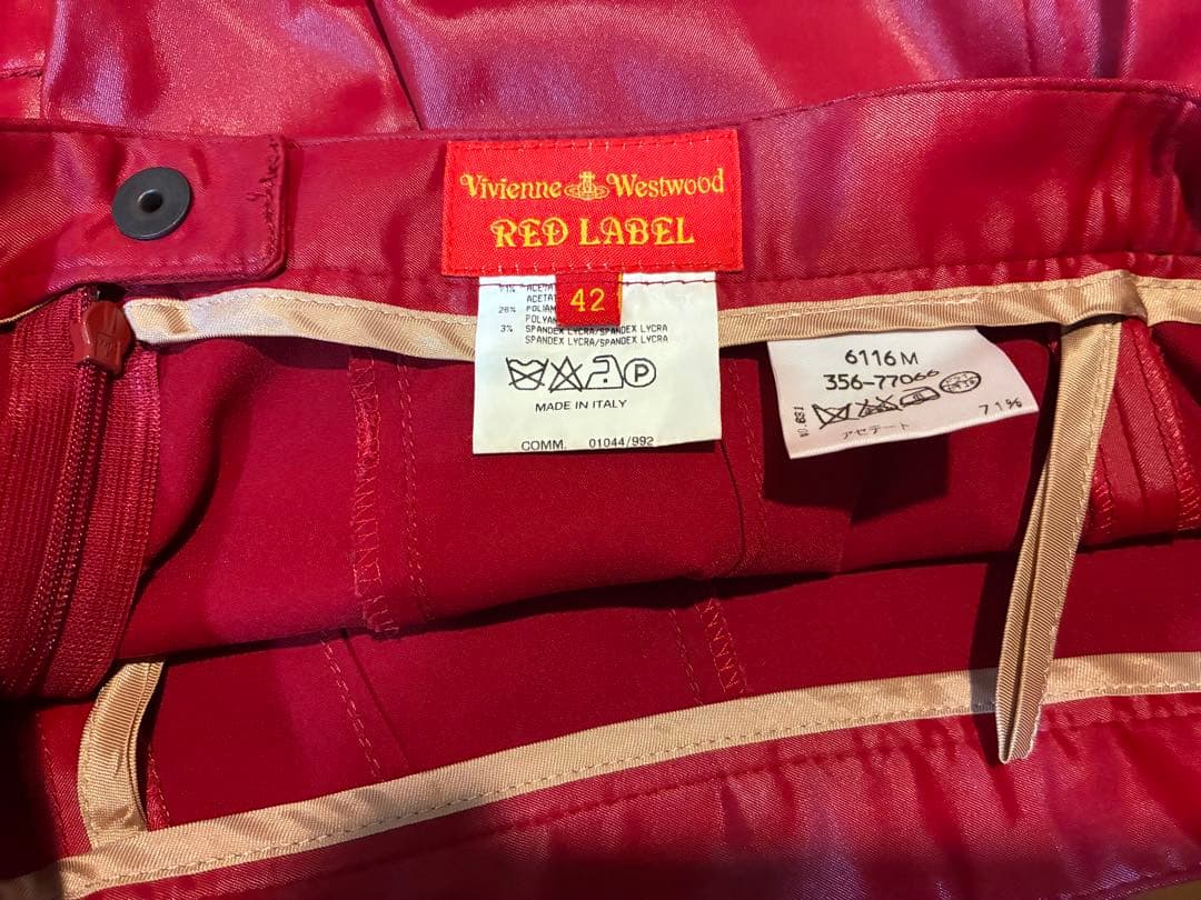 ヴィヴィアン・ウエストウッド レッド タイトスカート