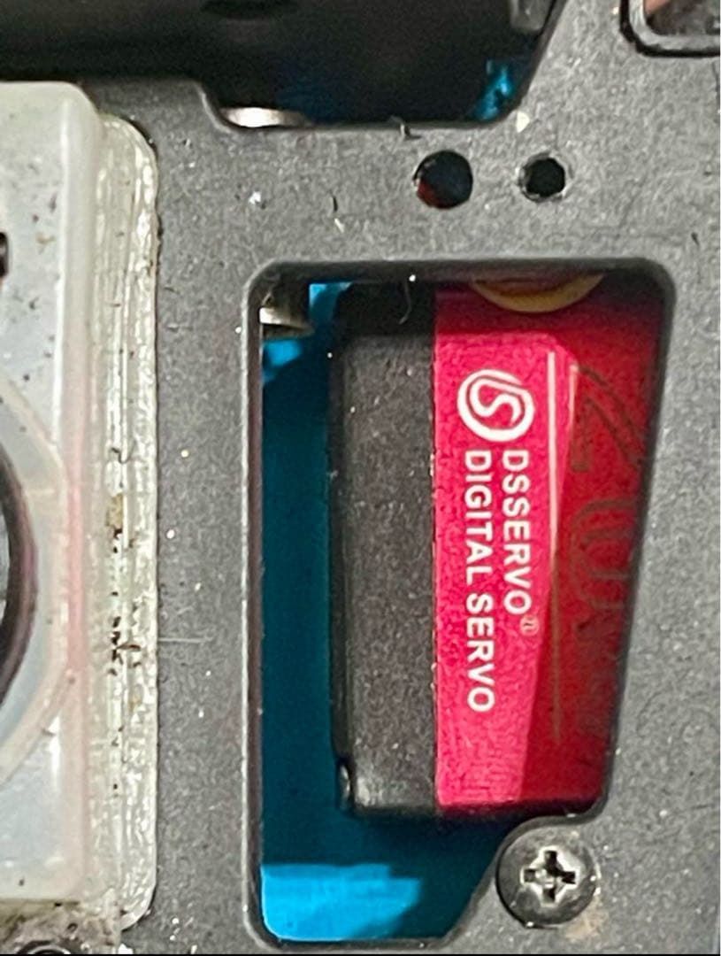 ホビーラジコンカー 冷却エンジン搭載