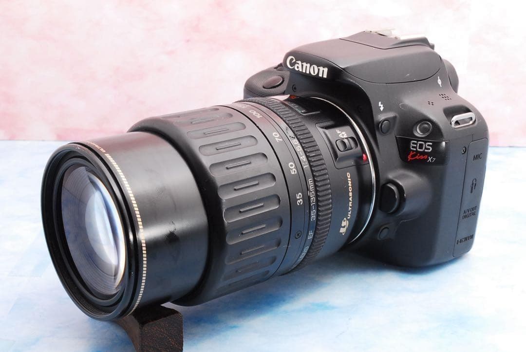 ★Canon Kiss X7★一眼レフカメラ★バッグ付★便利な高倍率レンズ