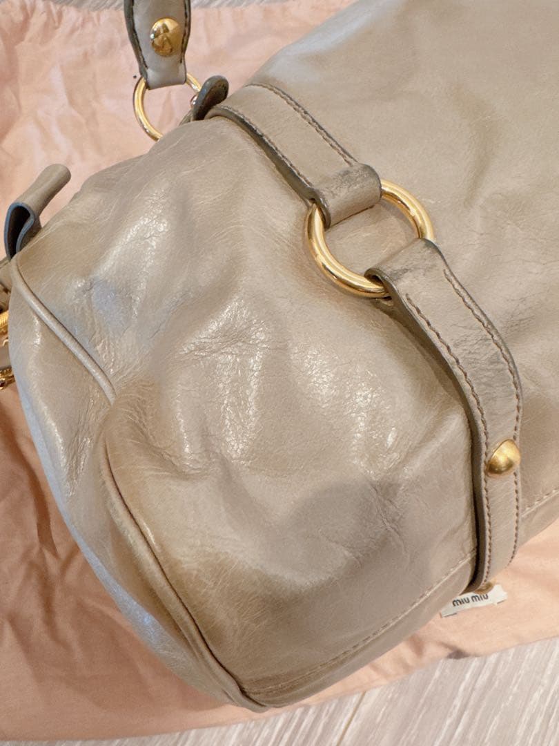 miumiu ハンドバッグ　りぼん