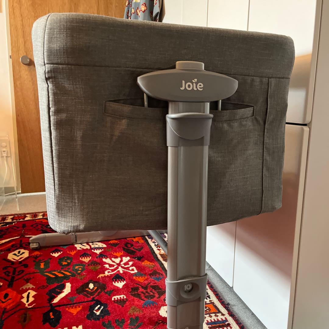 Joie ベビーベッド　添い寝（海外購入）