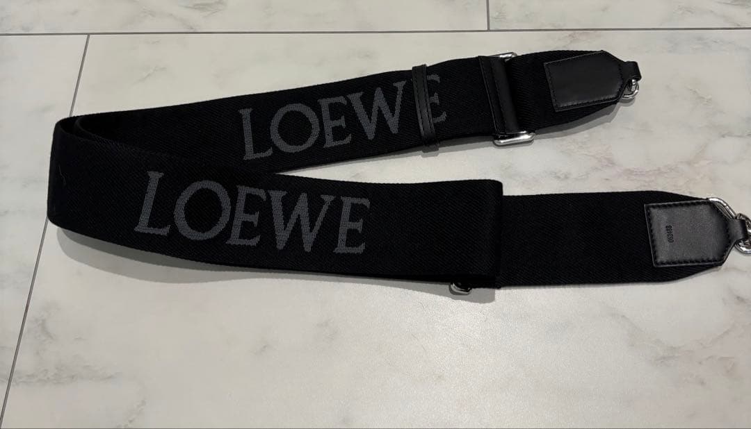 LOEWE ロエベ ウェビングストラップ ショルダー シルバー