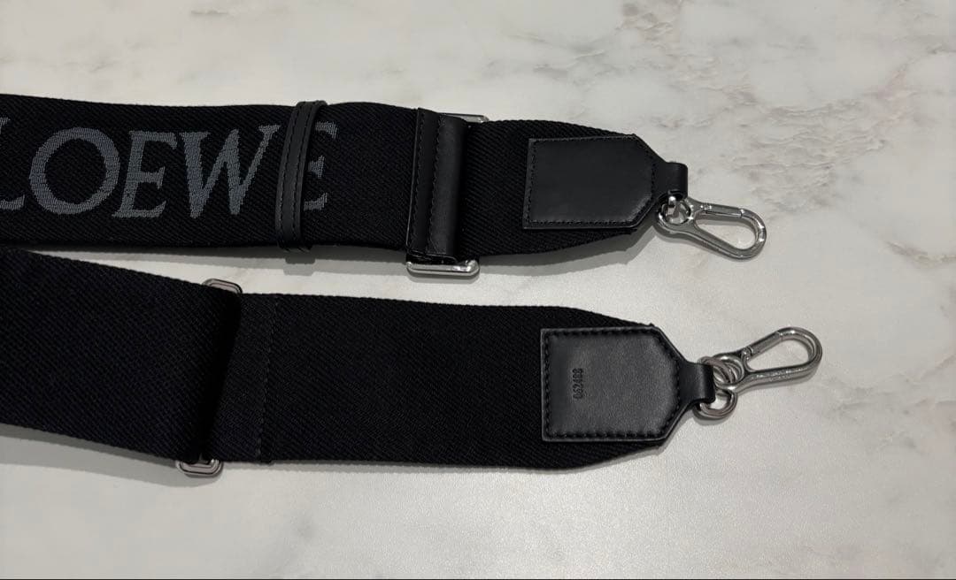 LOEWE ロエベ ウェビングストラップ ショルダー シルバー