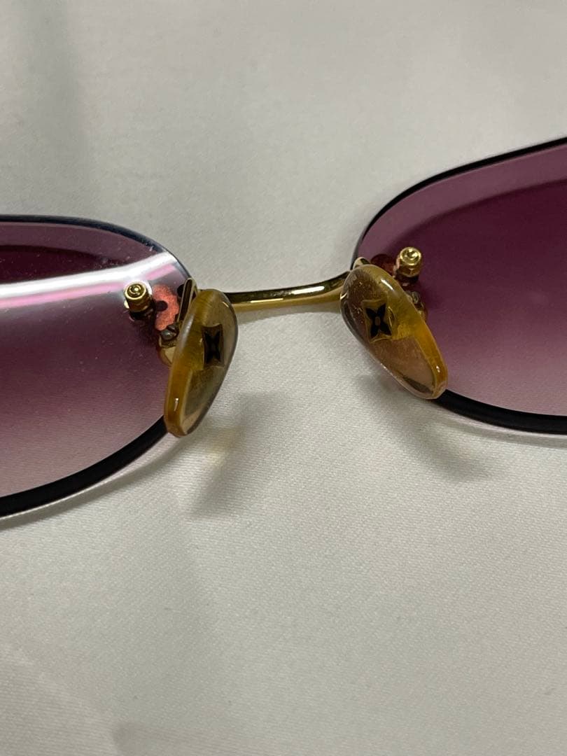 ルイ・ヴィトン デスマヨ レクタングル サングラス