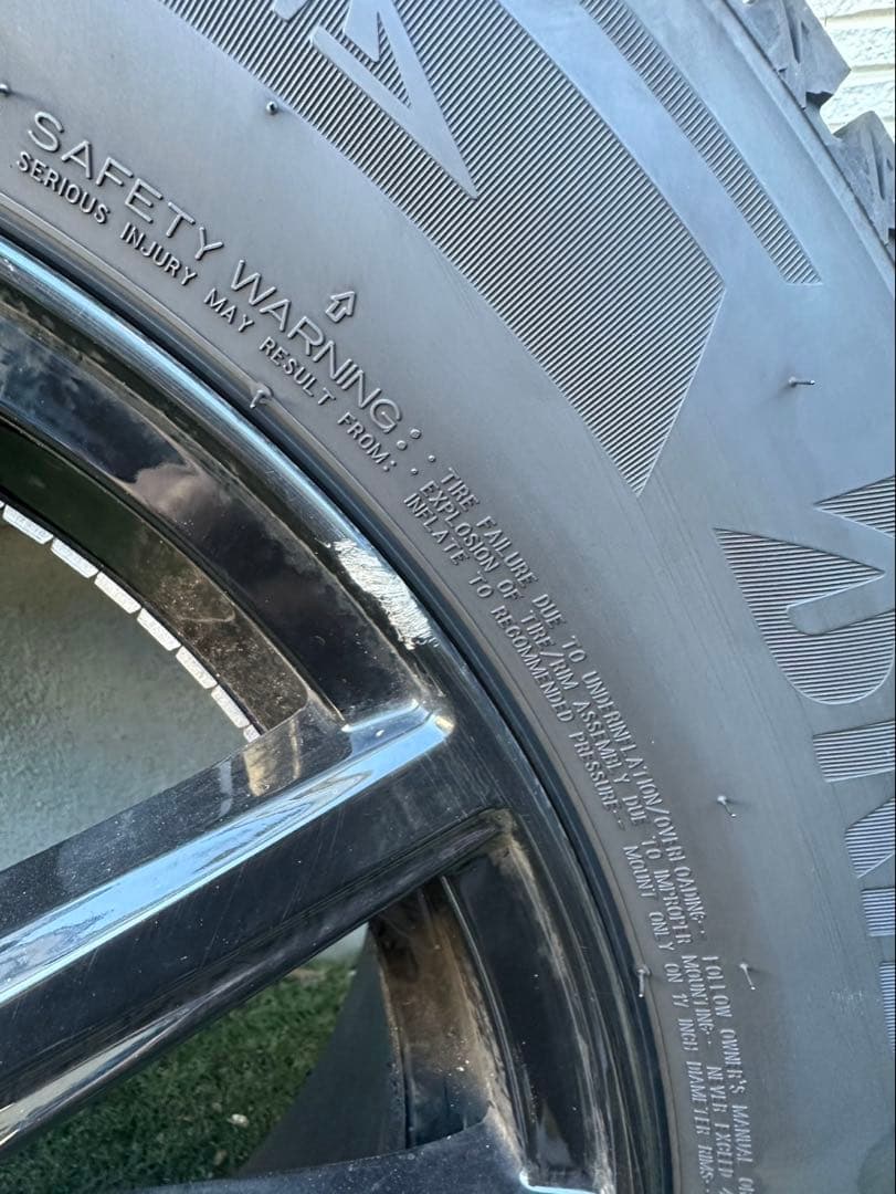 タイヤ・ホイール BRIDGESTONE BLIZZAK DM-V3 225/65R17 102Q