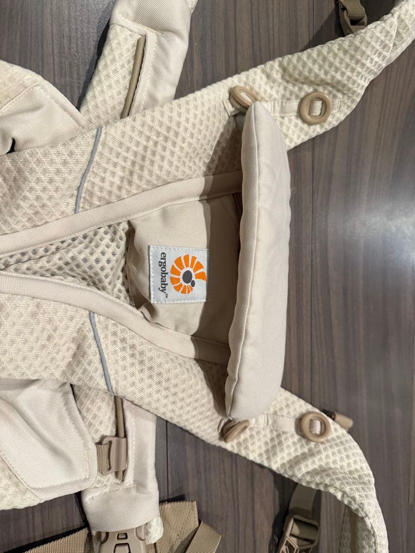 ほぼ未使用⭐︎ergobaby OMNI breeze 抱っこひも