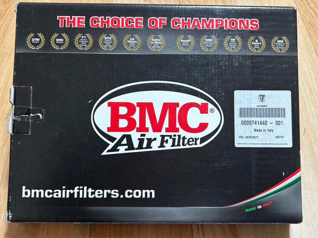 アバルト595フェールキャップ　未使用品➕新品エアーフィルタ➕タオル