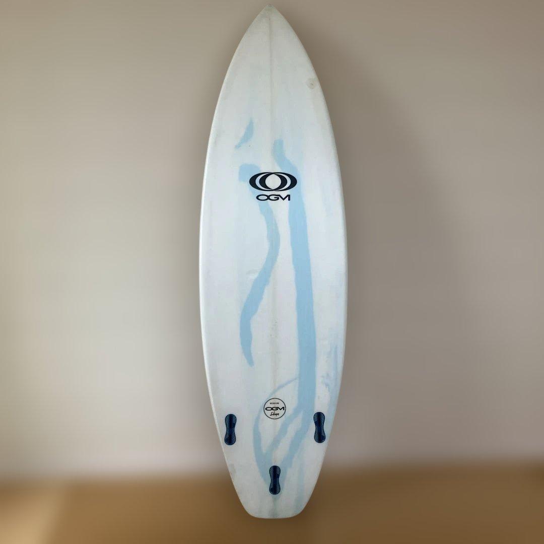 ショートボード ホワイト・ブル