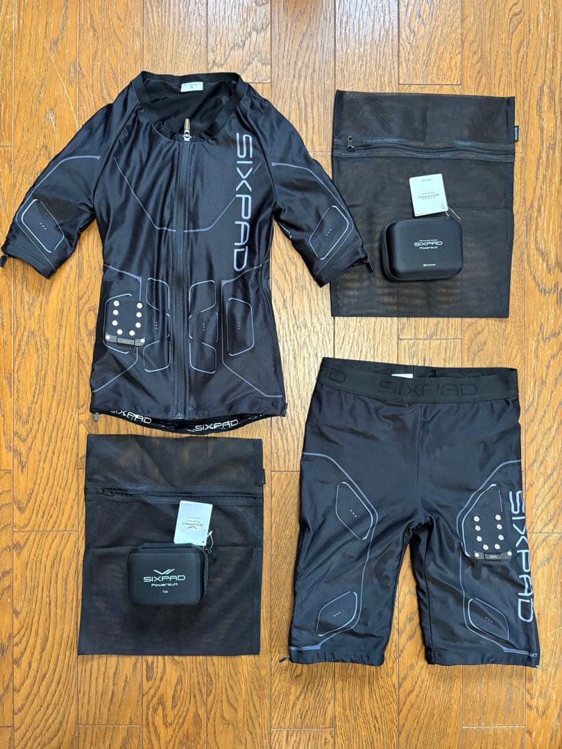 SIXPAD シックスパッド パワースーツ レディース上Sサイズ　下Mサイズ