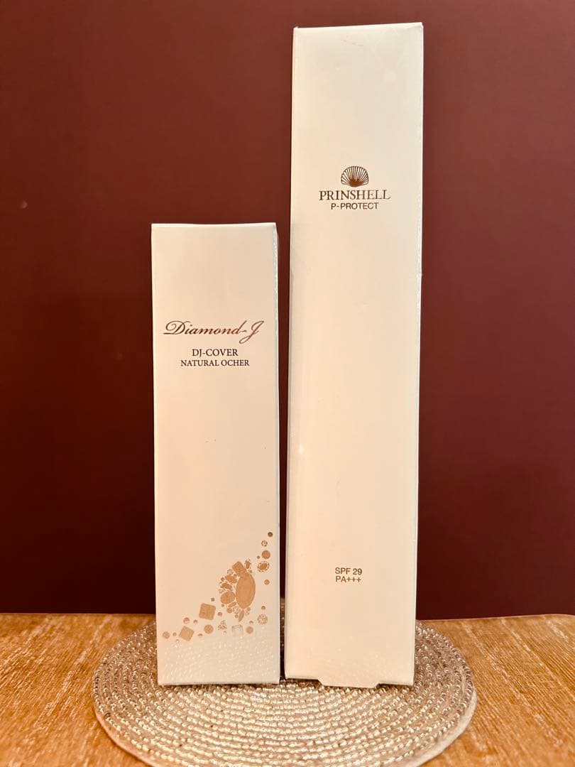 アジュバンUV化粧下地＆ファンデーション