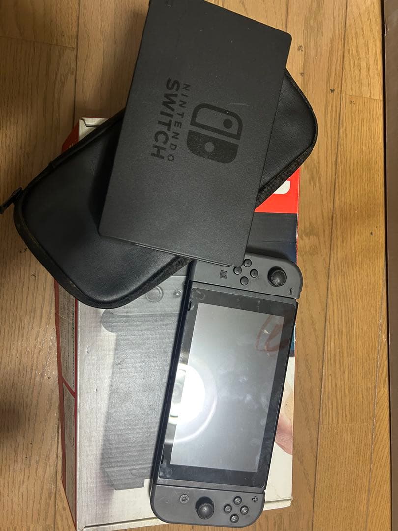 Nintendo Switch ドック　ケース付属