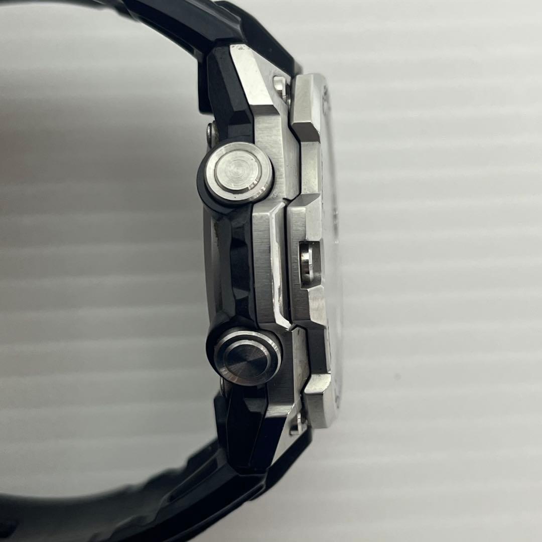 時計 knmen154-0575 G-SHOCK GST-B400