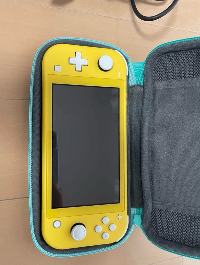 Nintendo Switch Liteイエロー本体＋どうぶつの森＋カバーケース
